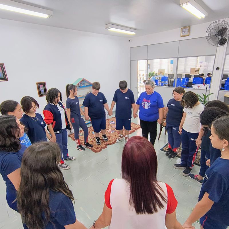 Clube do Livro promove solidariedade e celebração na Comunidade Educativa